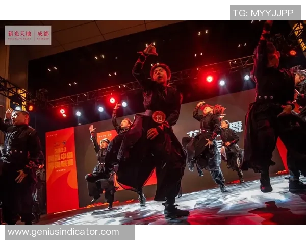 街舞巨献：探秘成都街舞队的个人能力